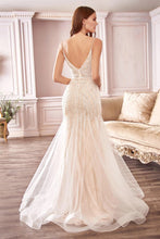 Lade das Bild in den Galerie-Viewer, Kleid „White001“
