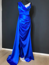 Lade das Bild in den Galerie-Viewer, Kleid „Daria“
